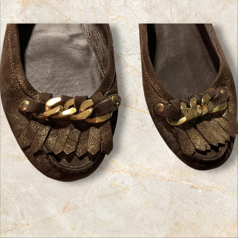 Louis Vuitton preowned Brown Fringe Almond-Toe Ballet Flats with Chain Accent - Picture 5 of 11